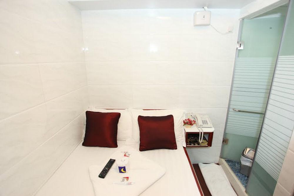 Reliance Guest house Hong Kong